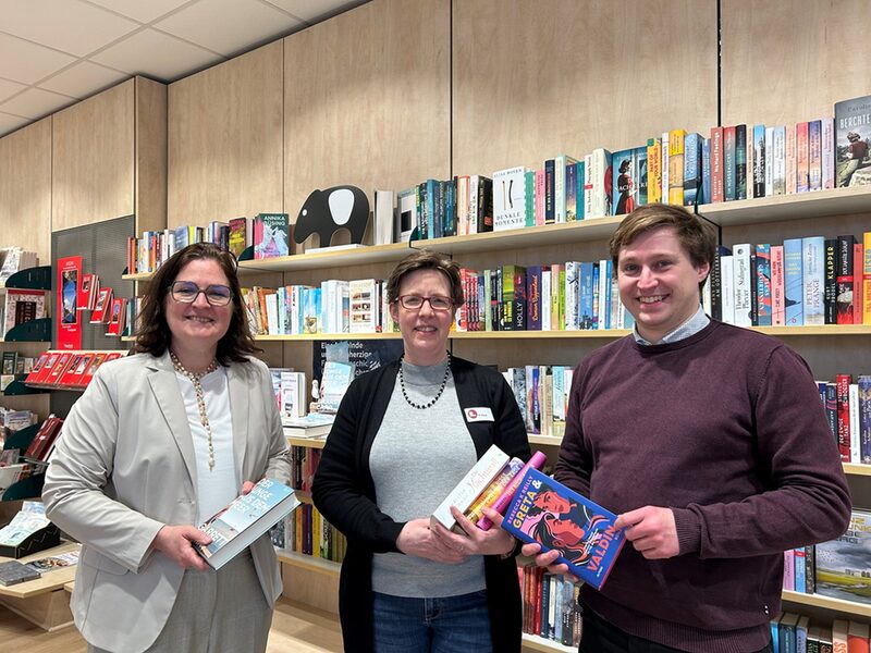 Dmonic Becker und Eva Platz zu Besuch in der Buchhandlung Laurenz & Luise.