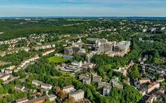 Blick aus der Luft auf die Bergische Universität Wuppertal